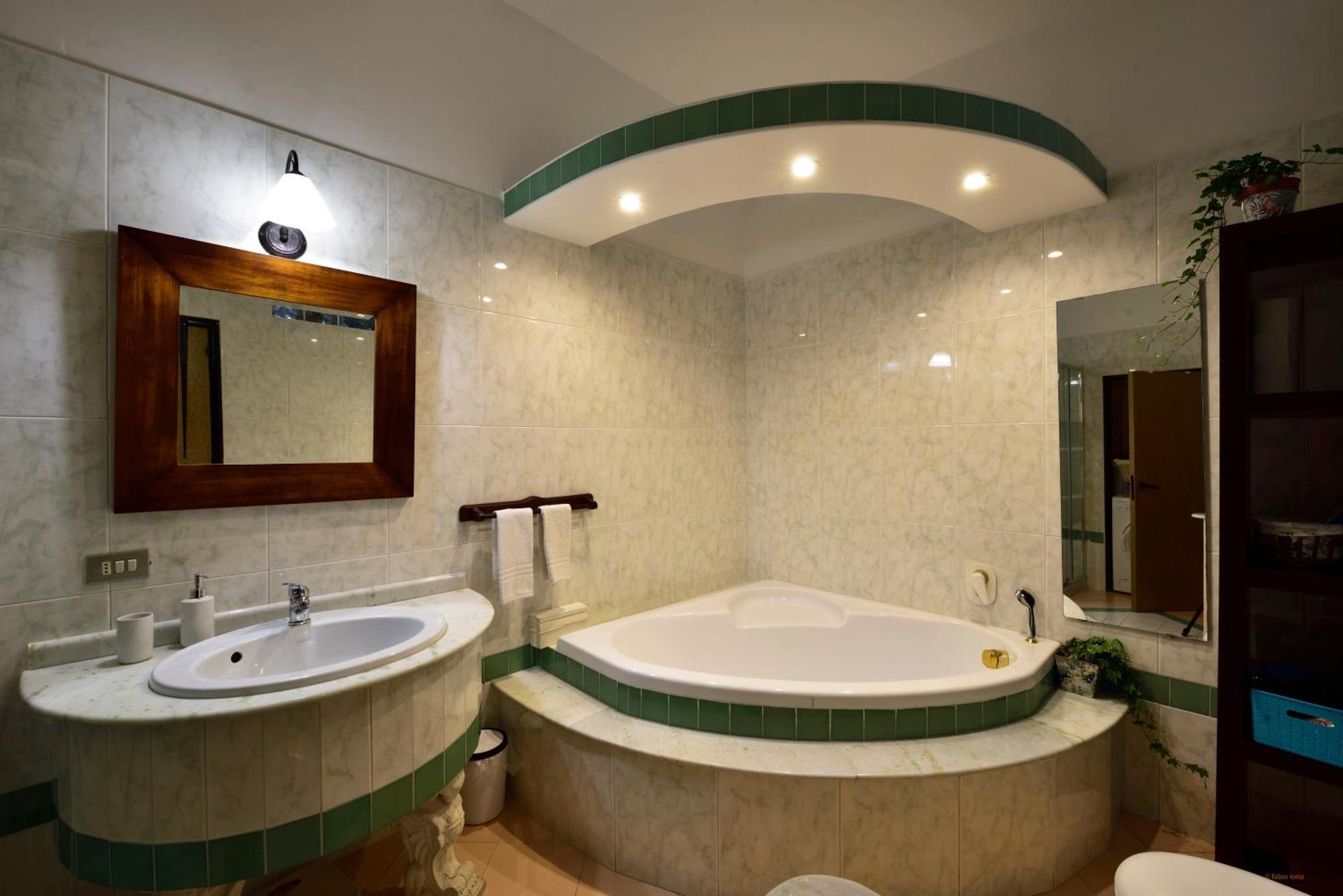 Ciaobari Apartment - Elegant 4 Bedrooms In The Heart Of Old Town Εξωτερικό φωτογραφία